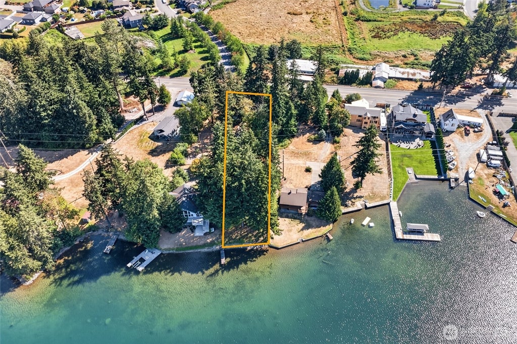 Photo of 2520 214th Avenue E, Lake Tapps, WA 98391 (MLS # 2575548)