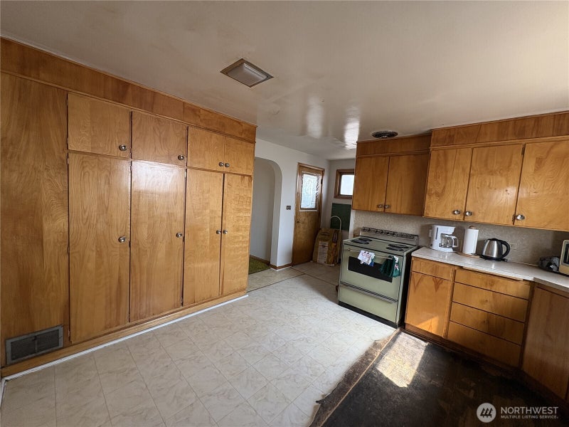 1225 Marcellus Road