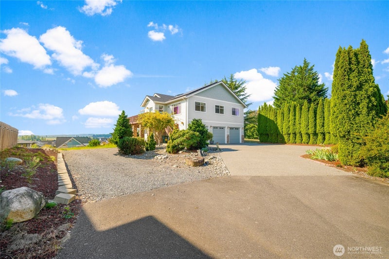 5675 Meadow View Court