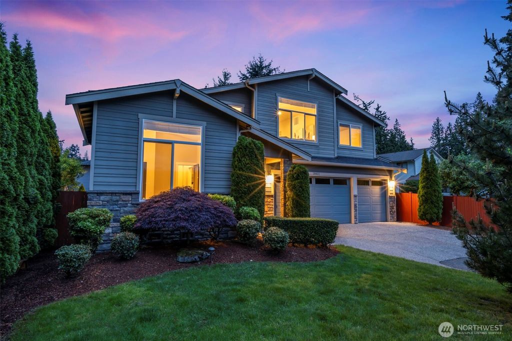 Photo of 18611 136th Avenue NE, Woodinville, WA 98072 (MLS # 2373976)