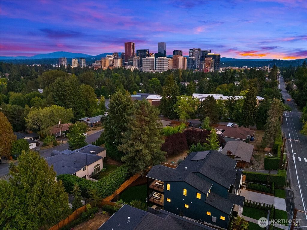 Photo of 1822 100th Ave Ave NE, Bellevue, WA 98004 (MLS # 2428159)