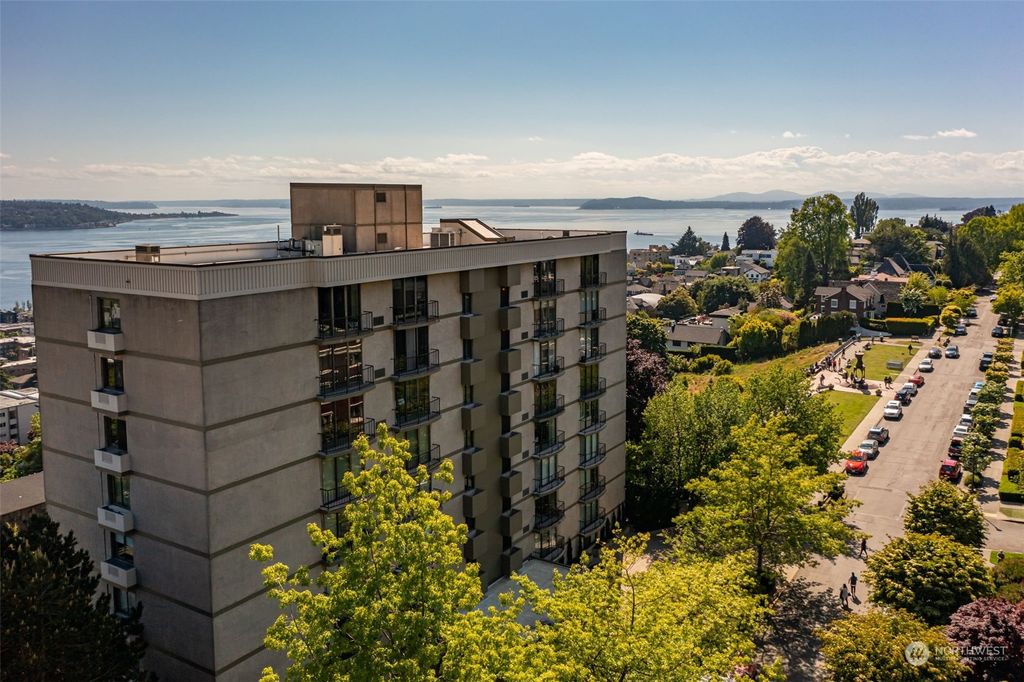 Photo of 111 W Highland Drive #2E, Seattle, WA 98119 (MLS # 2072924)