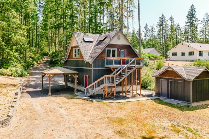10154 NW Merlins Lane