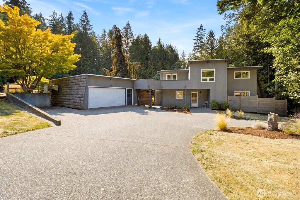 Photo of 123 Hiline Road, Bellingham, WA 98229 (MLS # 2511296)