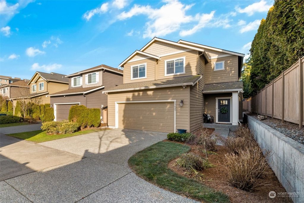 Photo of 13429 39th Avenue SE, Mill Creek, WA 98012 (MLS # 2032433)