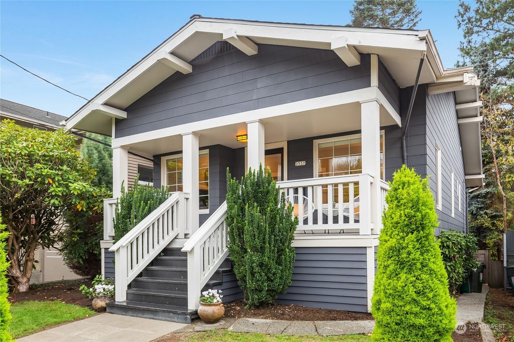 Photo of 2537 2nd Avenue W, Seattle, WA 98119 (MLS # 2171207)