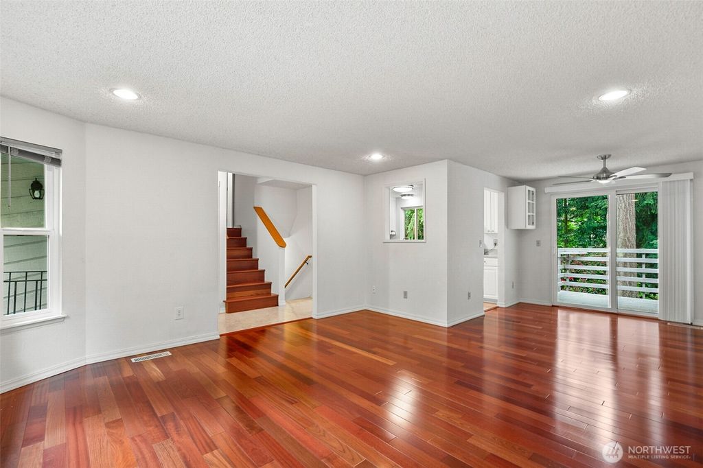 Photo of 10802 29th Drive SE, Everett, WA 98208 (MLS # 2400510)