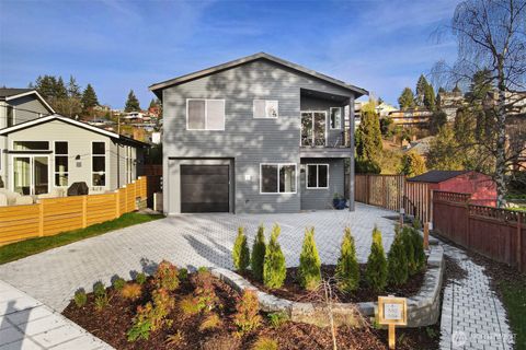 8810 41st Avenue SW Seattle WA 98136