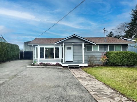 Photo of 9521 Sharon Drive, Everett, WA 98204 (MLS # 2489643)