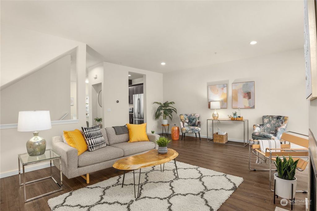 Photo of 16320 118th Lane NE #41-1, Bothell, WA 98011 (MLS # 2184166)