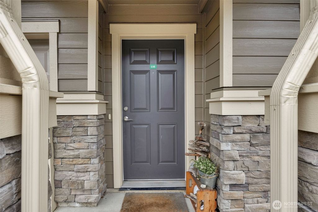 Photo of 1900 Weaver Road #G105, Snohomish, WA 98290 (MLS # 2477495)