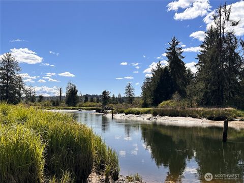 Photo of 0 xxx Monohon Landing Road, Raymond, WA 98577 (MLS # 2353924)