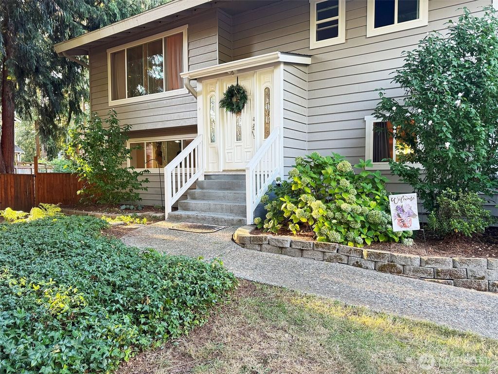Photo of 19310 1st Avenue SE, Bothell, WA 98012 (MLS # 2422865)
