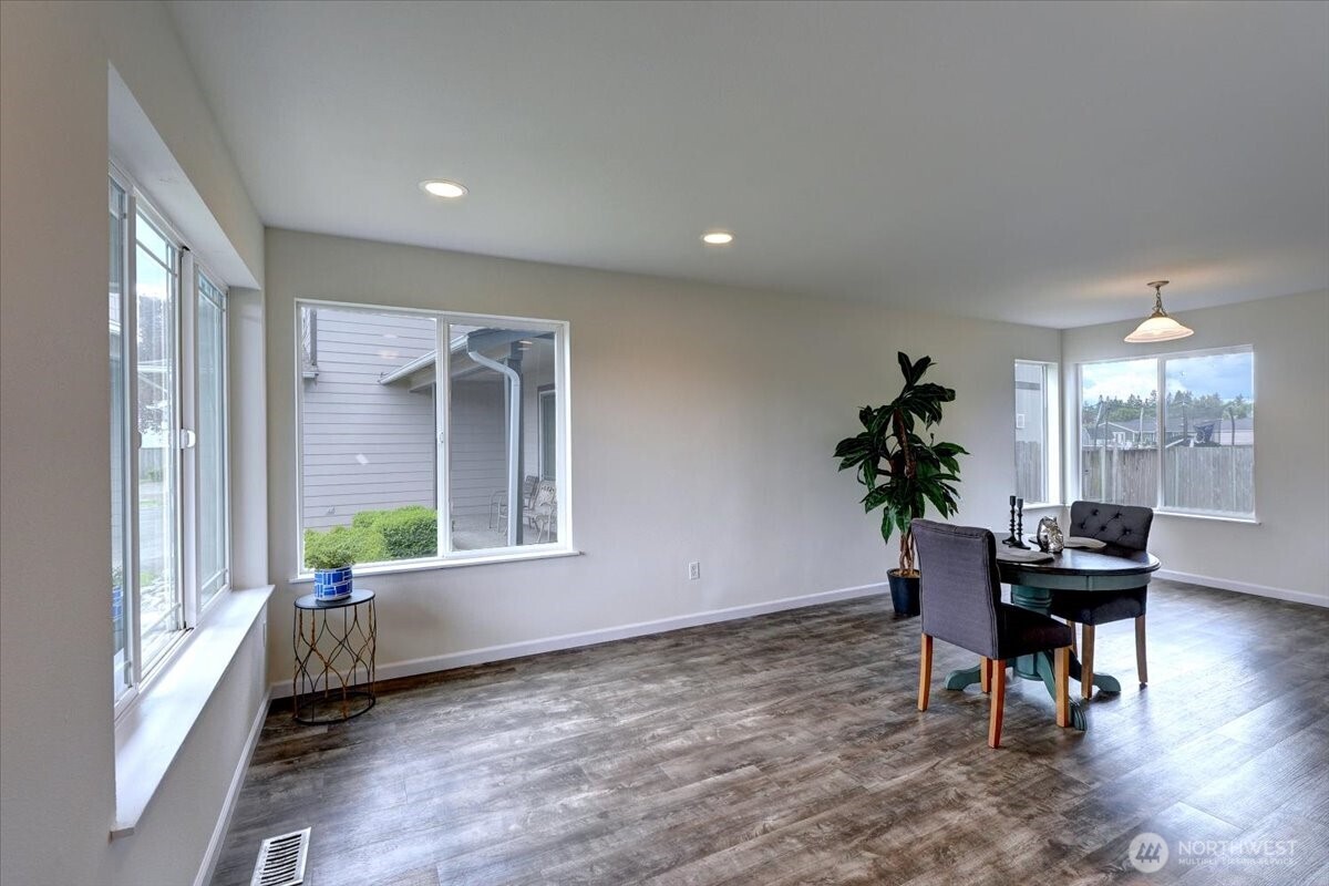 18408 26th Avenue E