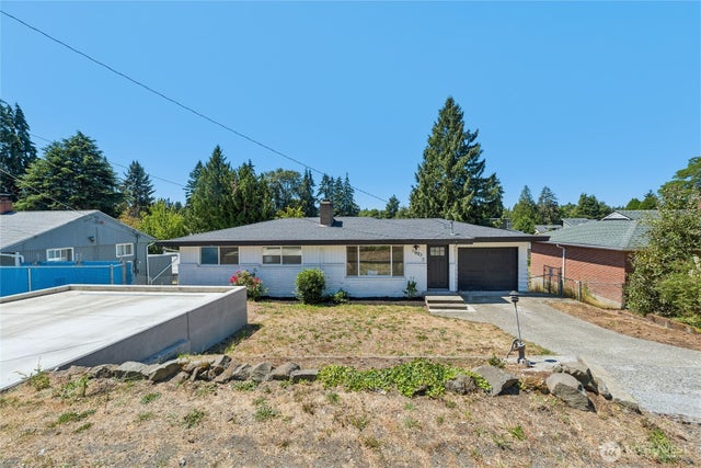 11823 12th Avenue S, Seattle