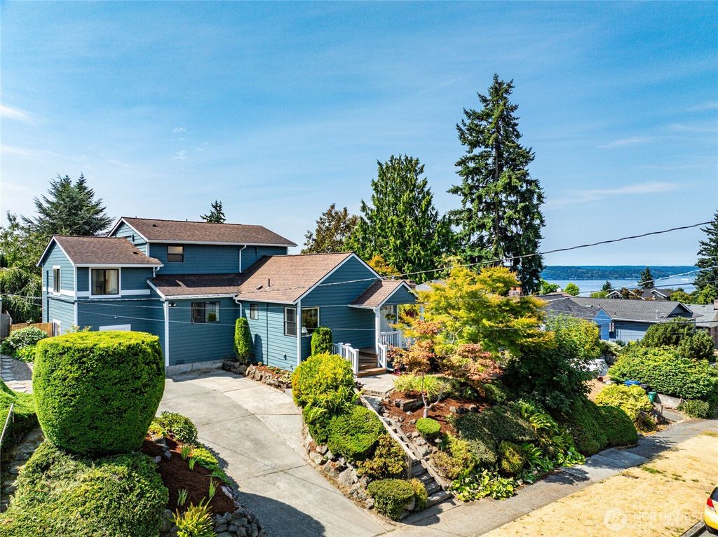 Photo of 3939 SW Rose Street, Seattle, WA 98136 (MLS # 2414987)