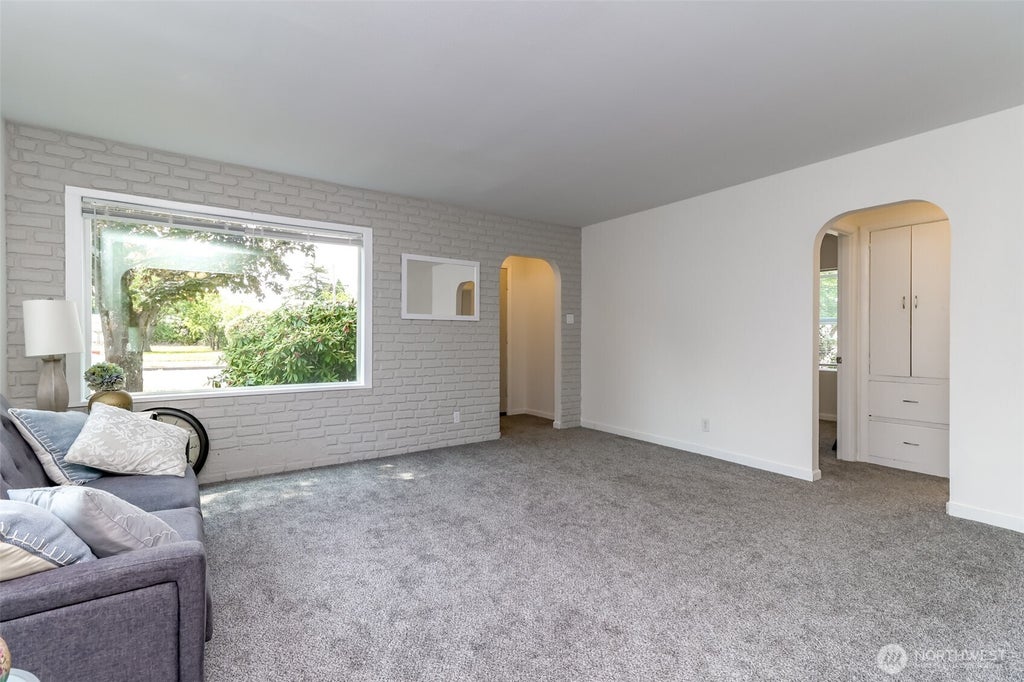 Photo of 921 E 58th Street, Tacoma, WA 98404 (MLS # 2559955)