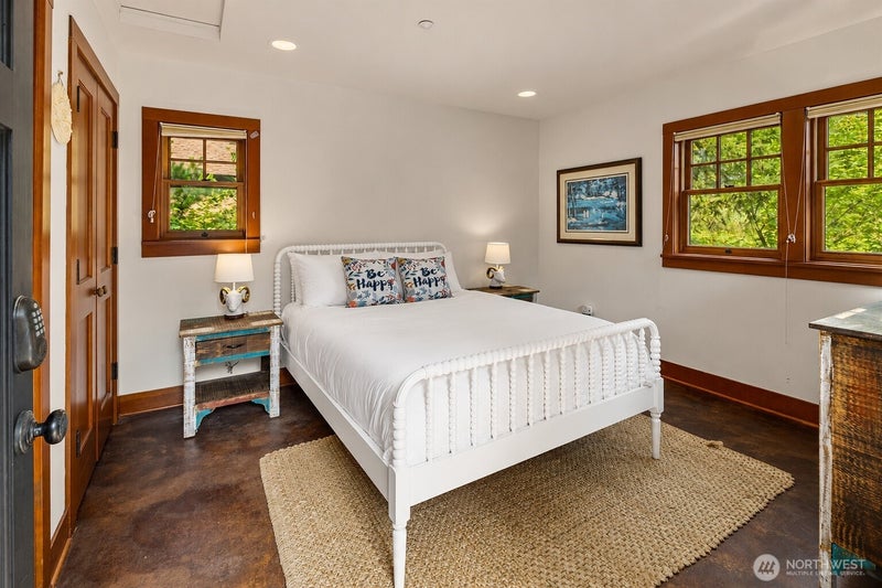 321 Equinox Drive