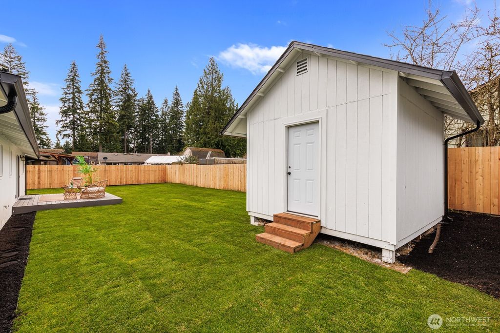 listing image 9364608906976087355