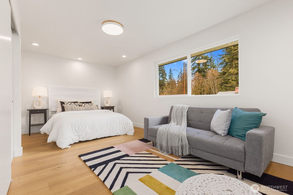 listing image 9362882674992804217