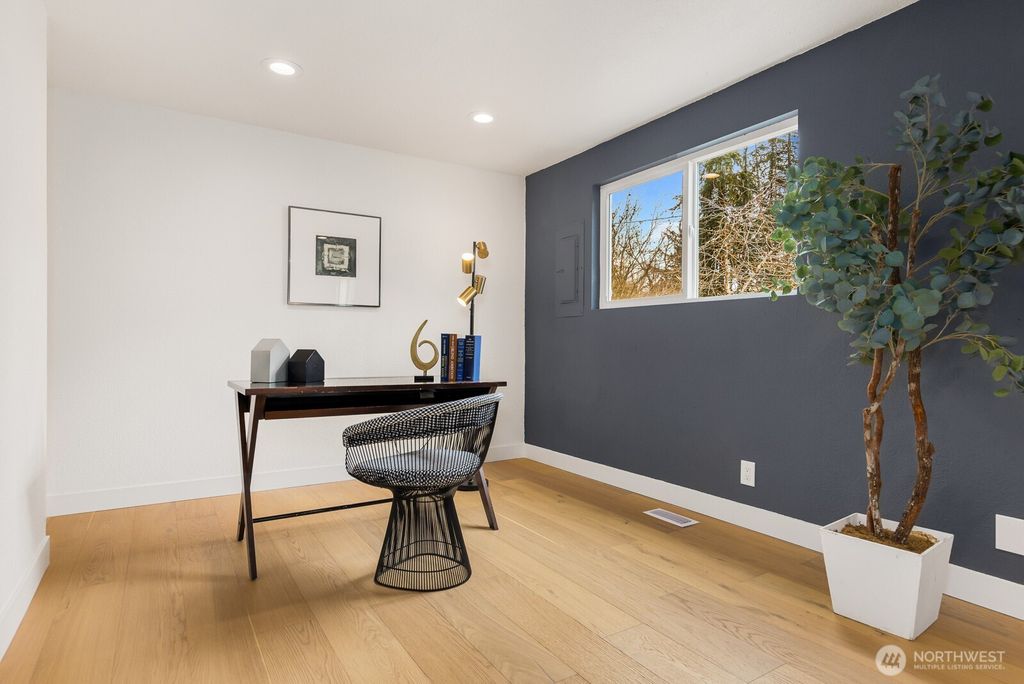 listing image 9366868657066252904