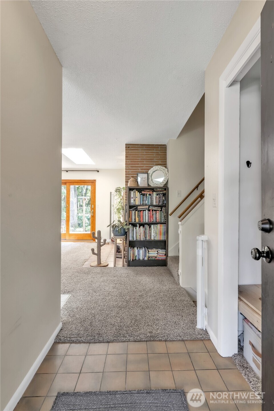6101 Ridgeview Drive