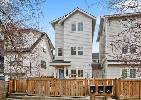 Photo of 2815 E Denny Way #B, Seattle, WA 98122 (MLS # 2487048)