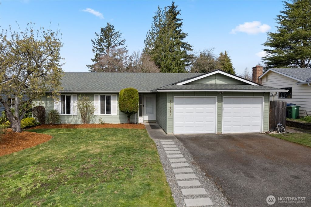 Photo of 13616 SE 171st Place, Renton, WA 98058 (MLS # 2352677)