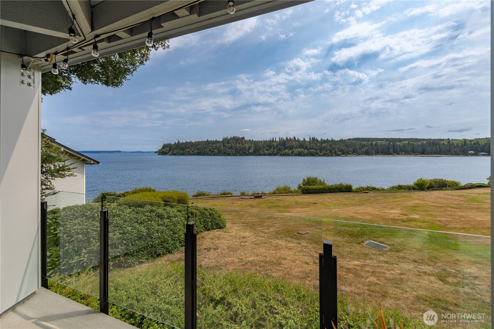 60 Admiralty Lane 325
