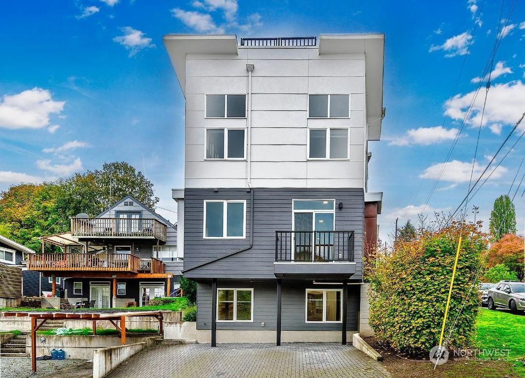Photo of 3458 8th Avenue W, Seattle, WA 98119 (MLS # 2173307)