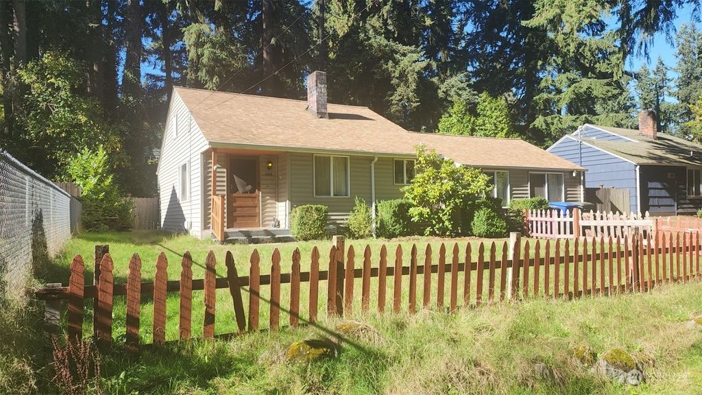 Photo of 18515 30th Avenue NE, Lake Forest Park, WA 98155 (MLS # 2172925)