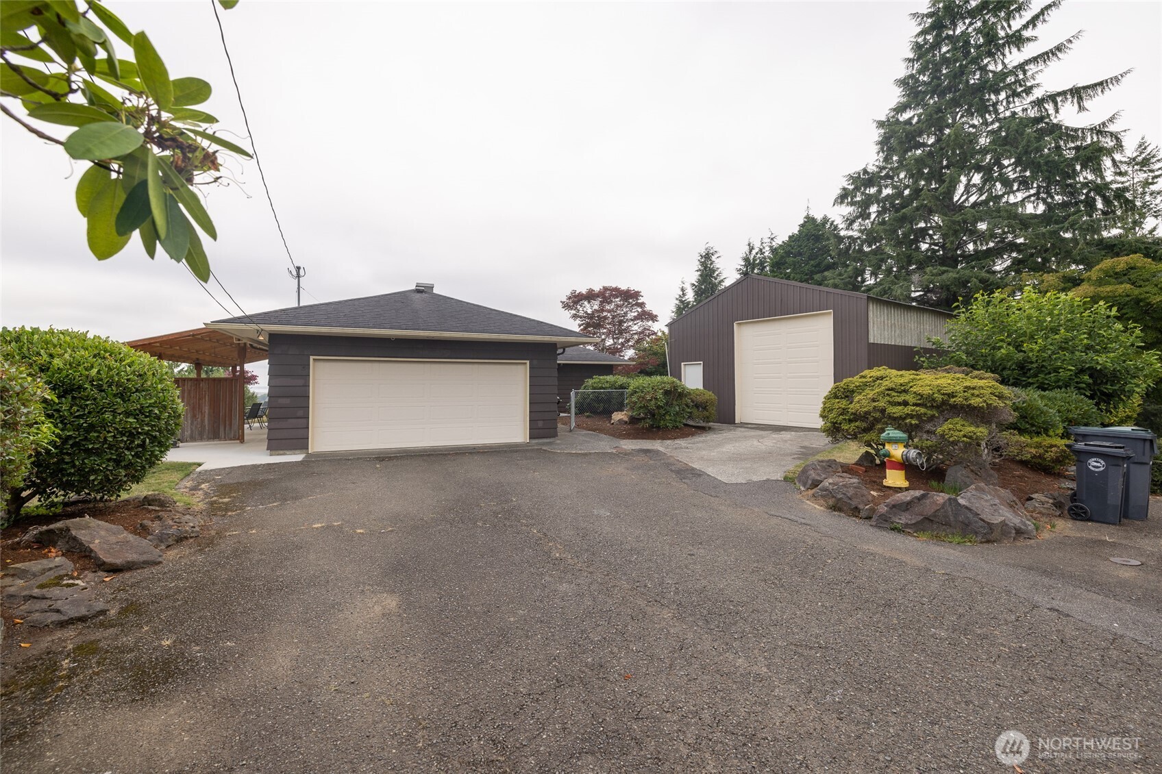 500 Hyde Park Drive
