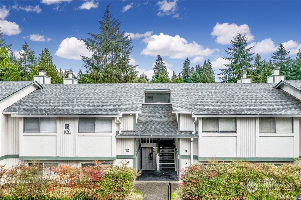 Photo of 32304 4th Place S #R9, Federal Way, WA 98003 (MLS # 2185176)