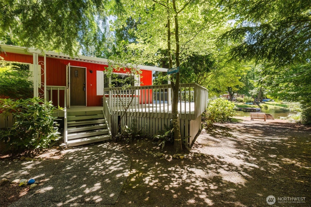 Photo of 41 E Pickering Place, Shelton, WA 98584 (MLS # 2553008)
