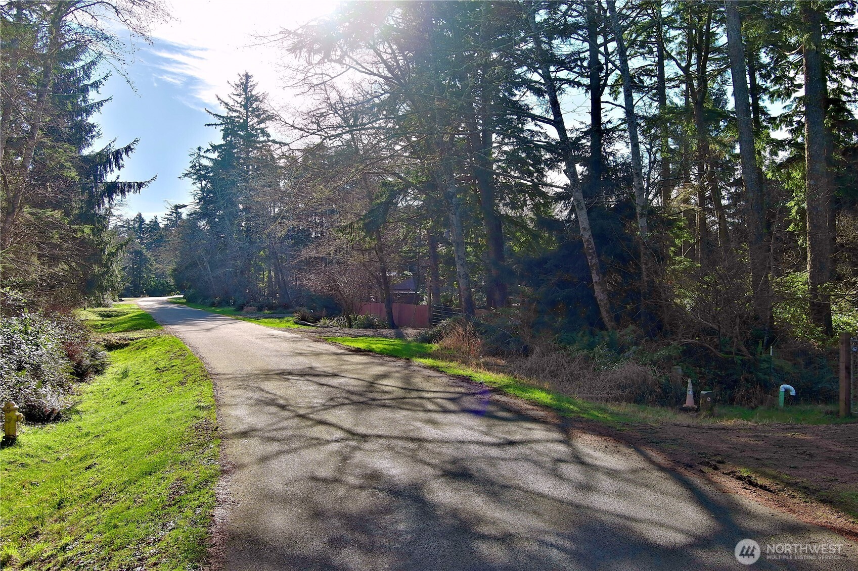 721 Chenois Avenue NE