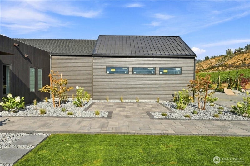 4 Mica Lane