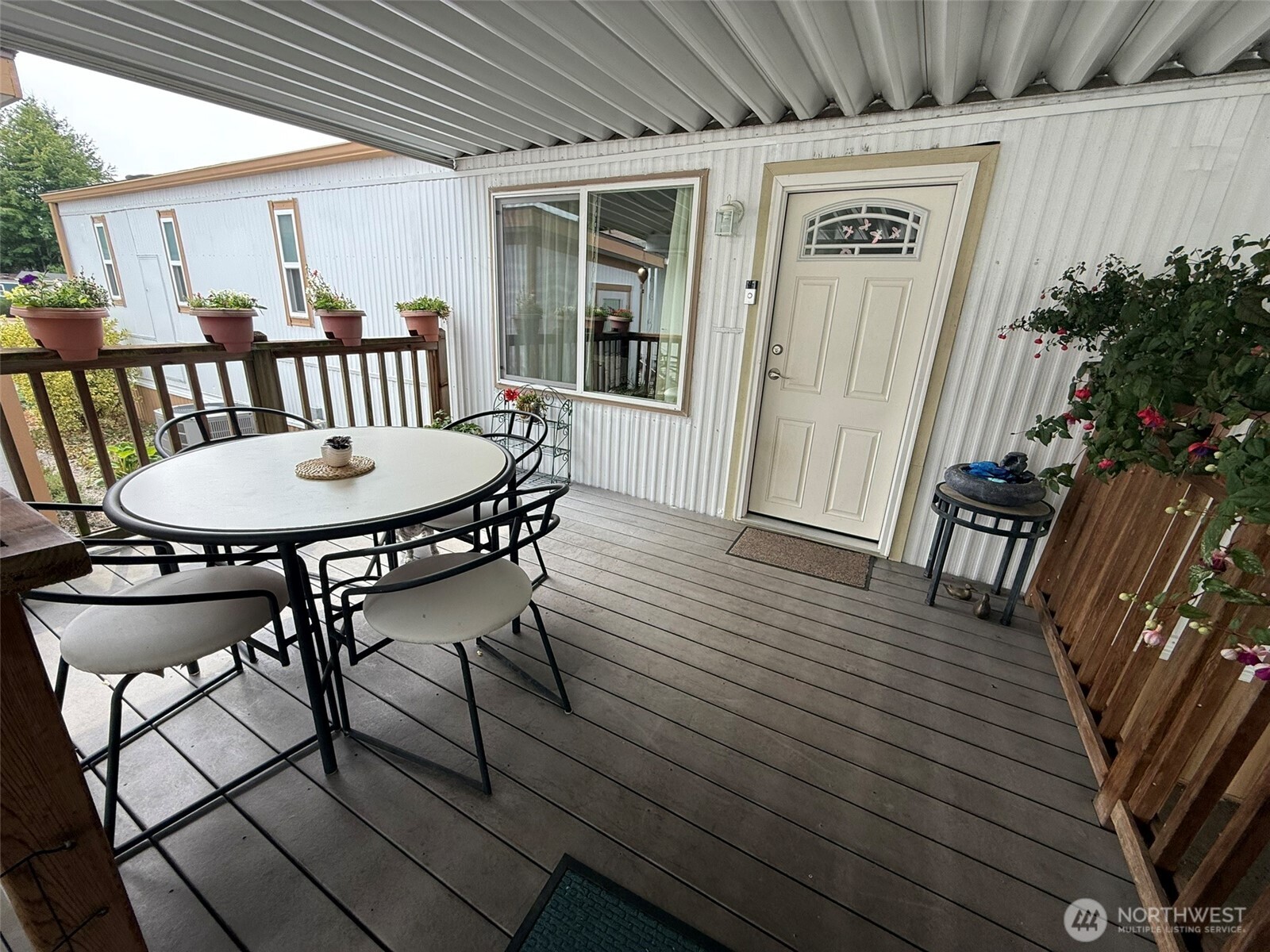 1121 244 Street SW 41