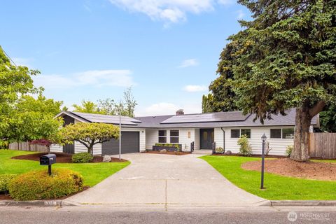 811 18th ST SW Puyallup WA 98371