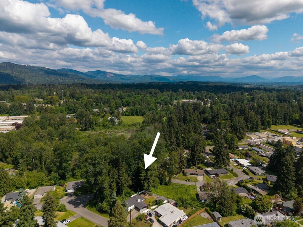 Photo of 130 XX 163rd Avenue SE, Renton, WA 98059 (MLS # 2377567)