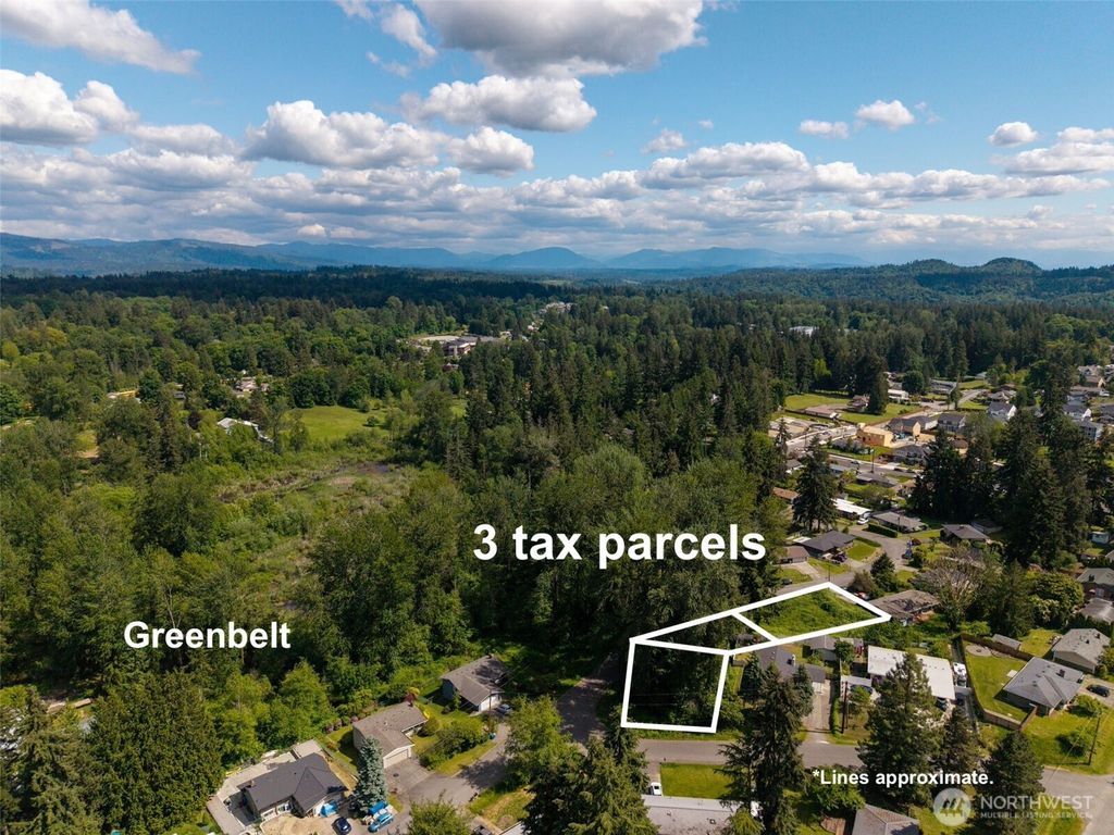 Photo of 130 XX 163rd Avenue SE, Renton, WA 98059 (MLS # 2377567)