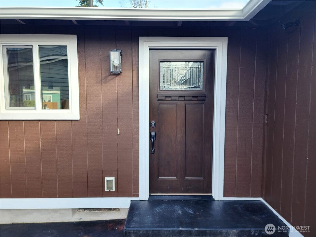 Photo of 5911 133rd Place NE, Marysville, WA 98271 (MLS # 2346744)