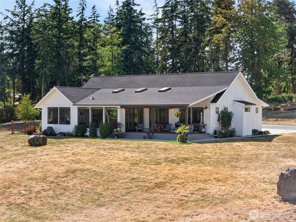 Photo of 2115 Chinook Ridge Lane, Oak Harbor, WA 98277 (MLS # 2555472)