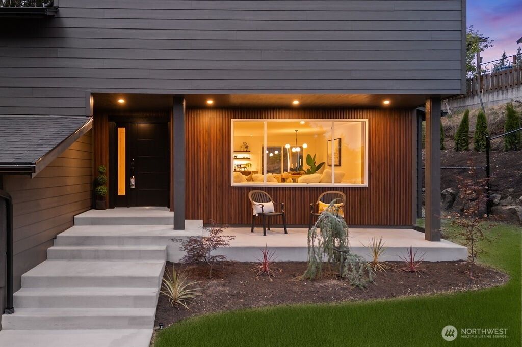 Photo of 12504 SE 104th Street, Renton, WA 98056 (MLS # 2423213)