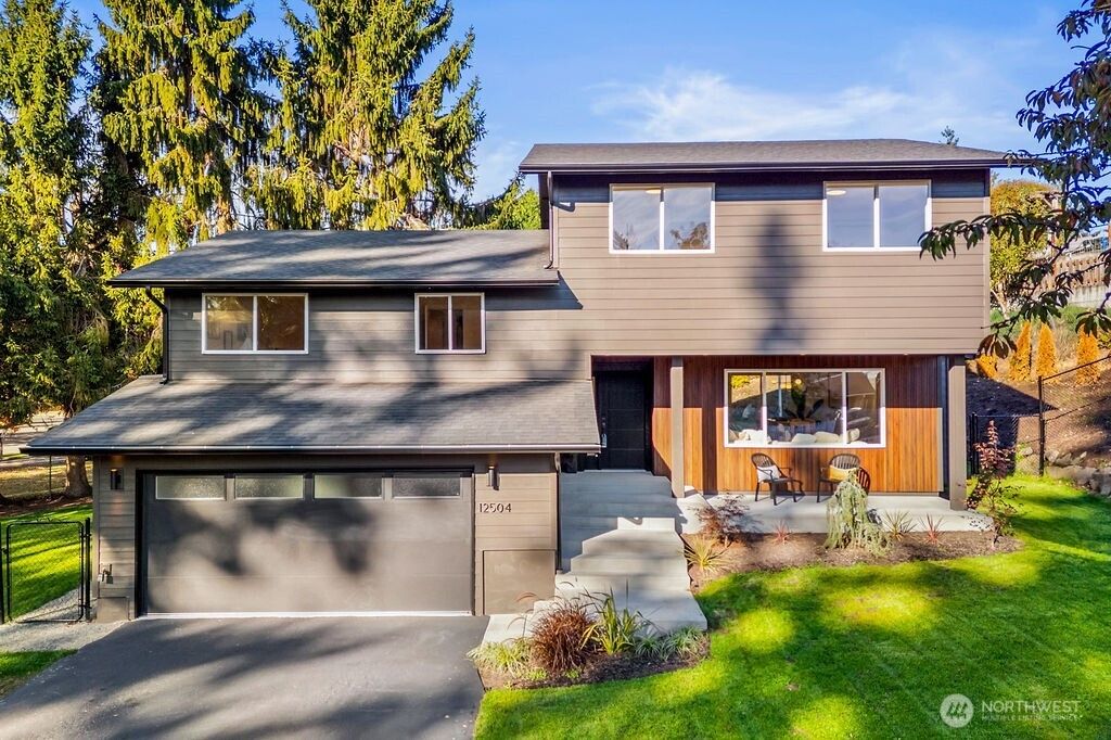 Photo of 12504 SE 104th Street, Renton, WA 98056 (MLS # 2423213)