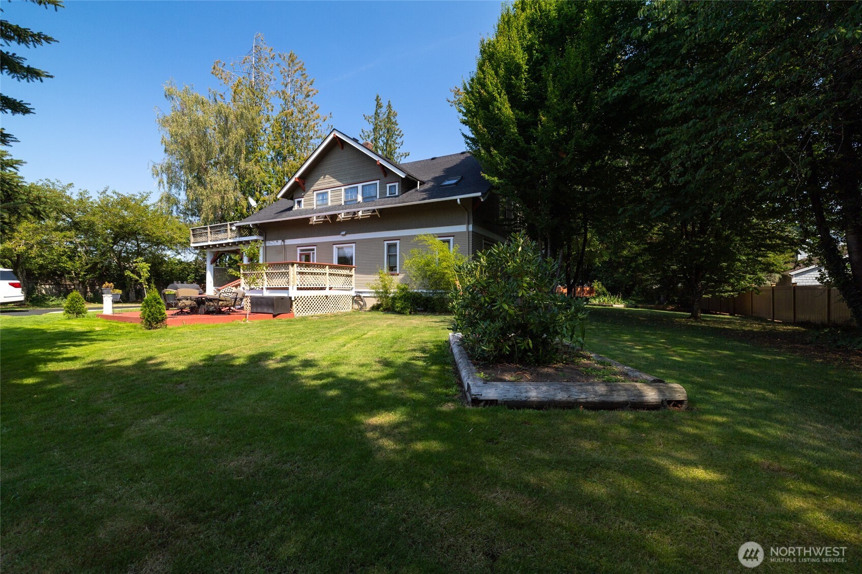 1011 Caveness Drive