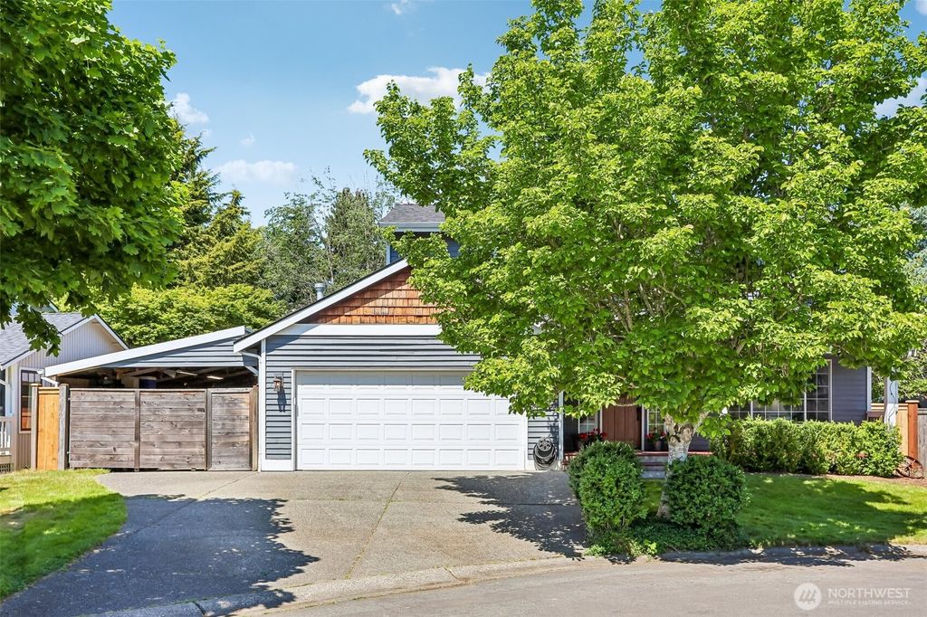 Photo of 8218 NE 125th Court, Kirkland, WA 98034 (MLS # 2529689)