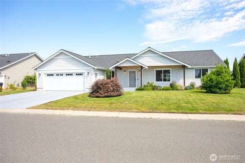 Photo of 119 Cornerstone Drive, Sumas, WA 98295 (MLS # 2565626)