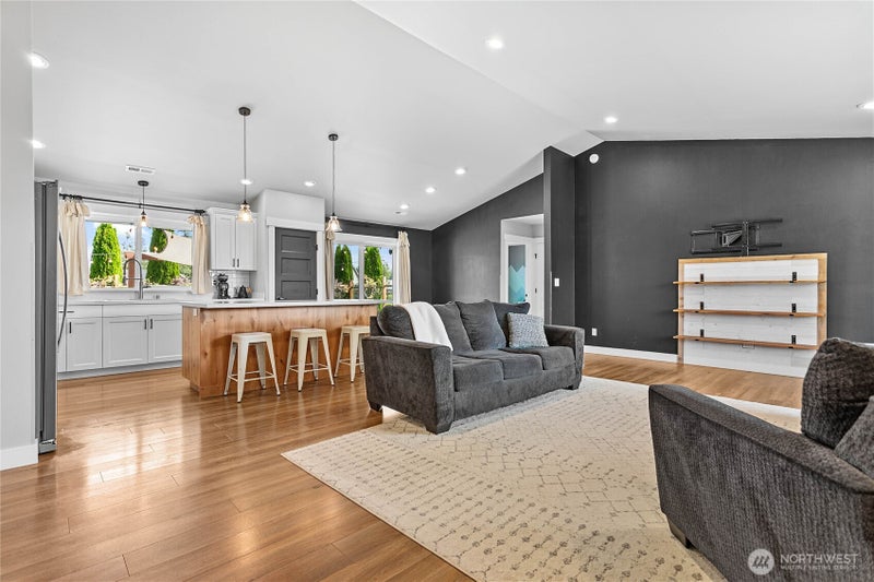 119 Cornerstone Drive
