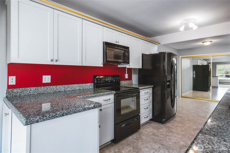 1800 Skyline Way 205