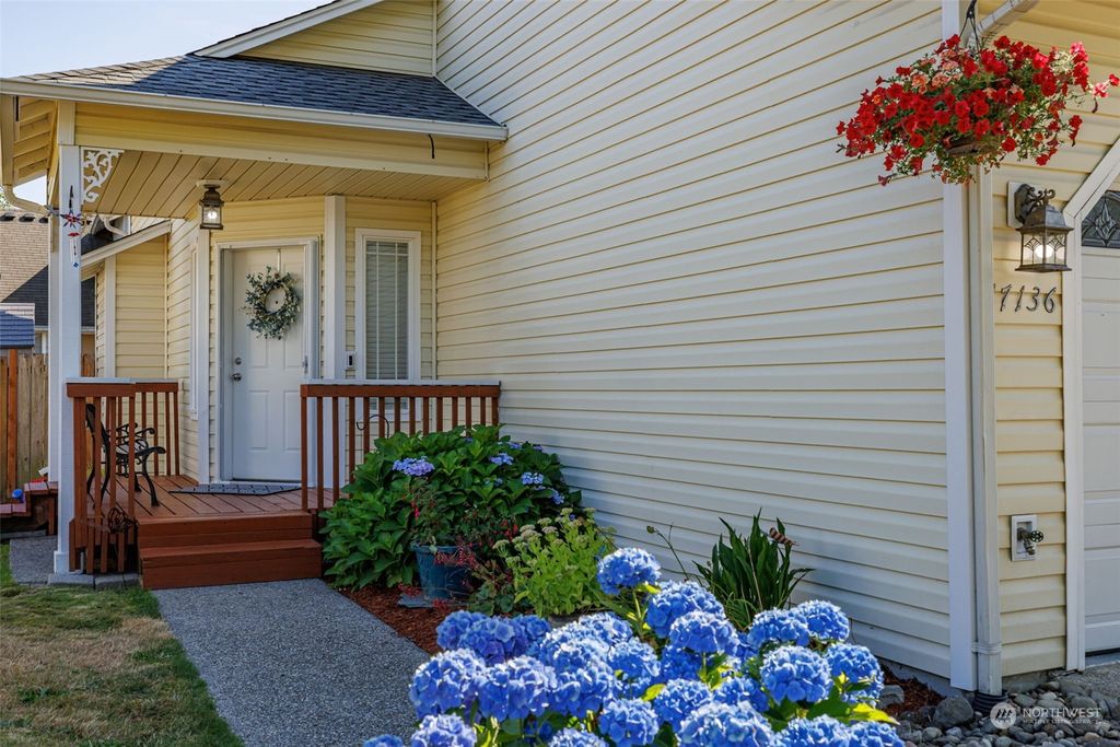 Photo of 17136 Cambridge Street SE, Monroe, WA 98272 (MLS # 2142839)